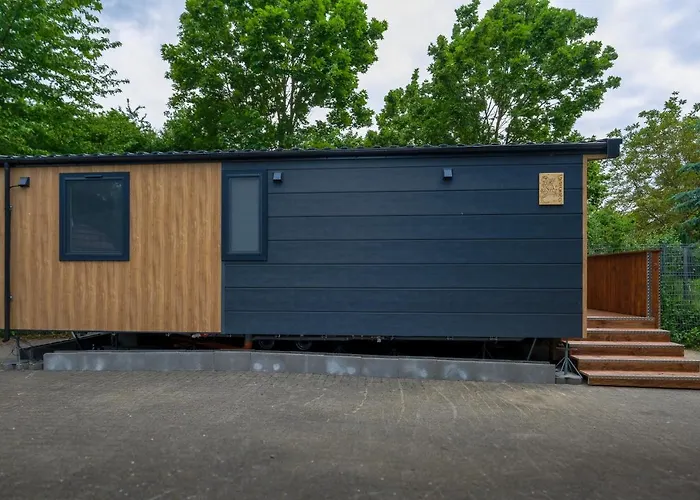 Gecko - The Tiny House 度假居 朗道因德普法尔茨